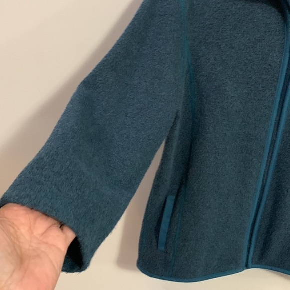 Women’s Kuhl zipper jacket, Size Large, Good condition, see measurements - Picture 4 of 8